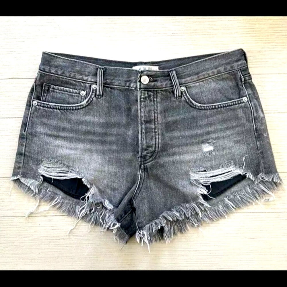 FREE PEOPLE distressed Jean shorts